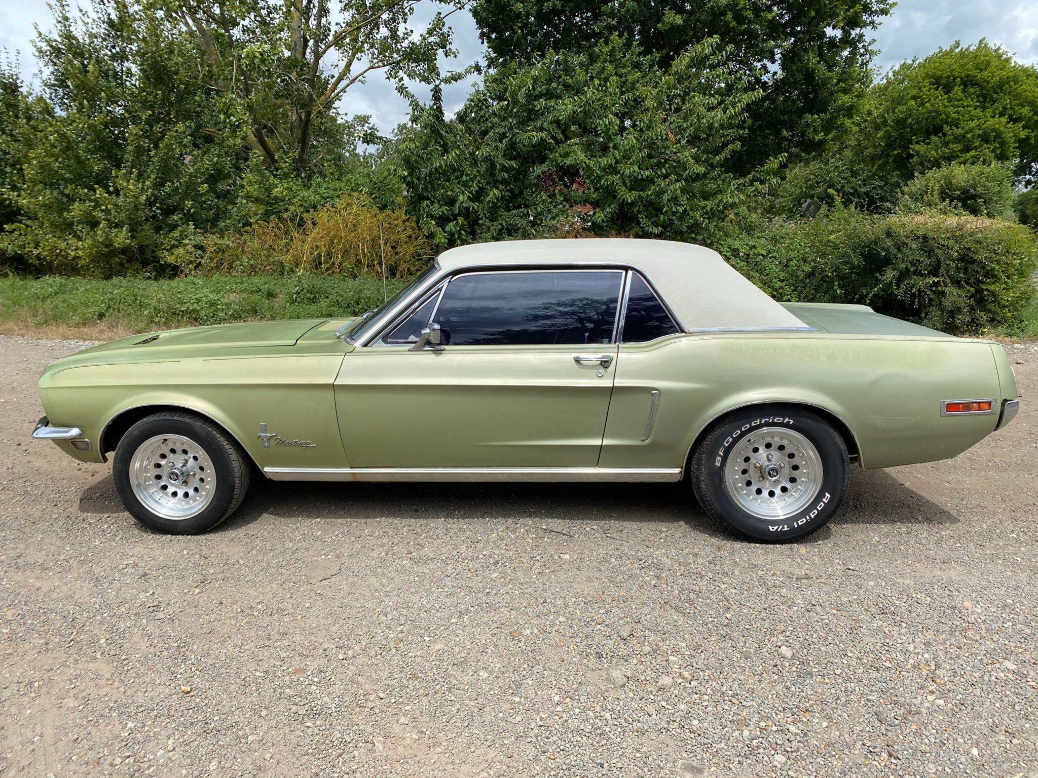 SOLD: 1968 Ford Mustang V8 Auto Lime Green Vinyl Roof PROJECT - Oakwood ...